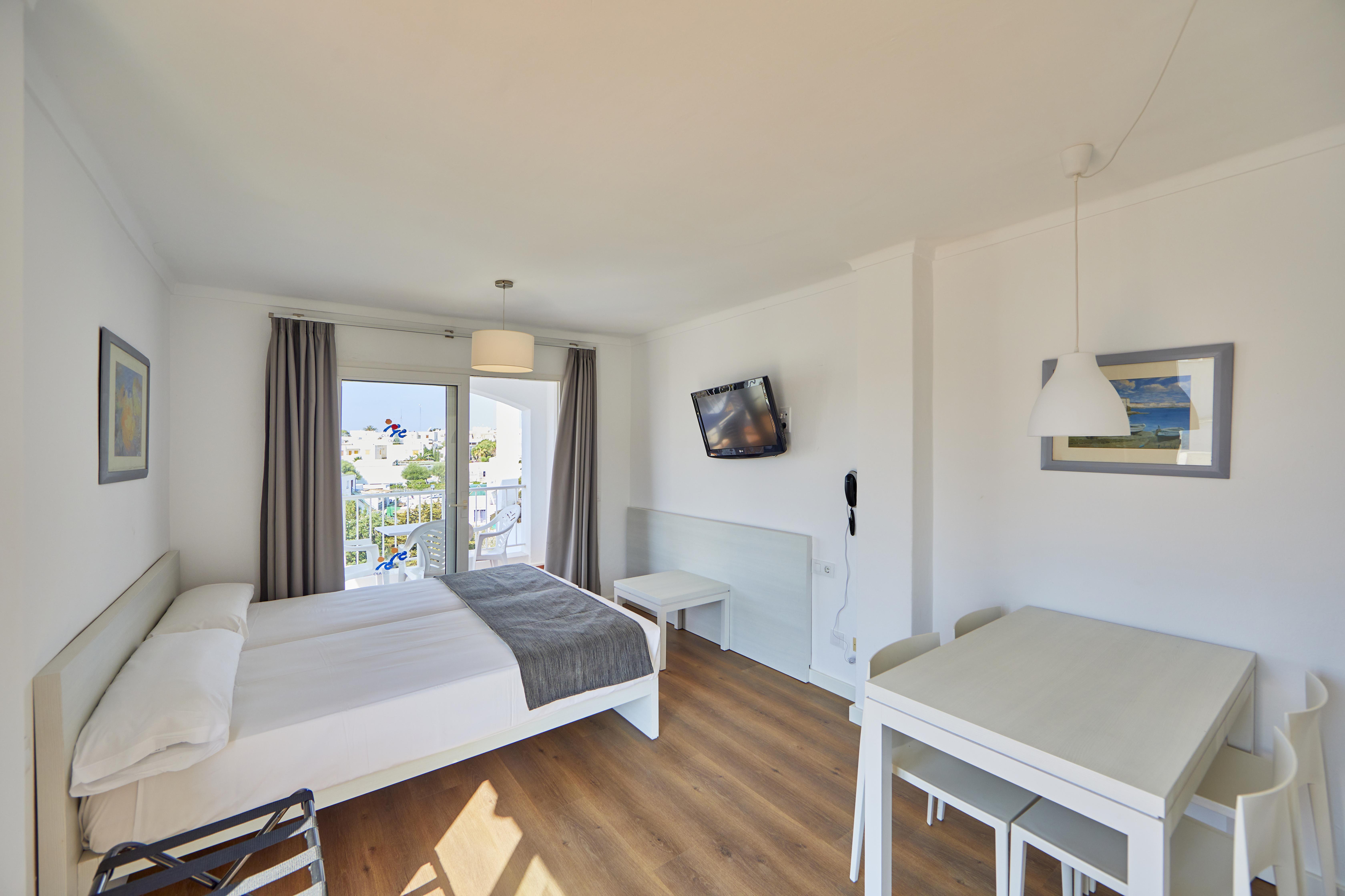 Ola Apartamentos Cala D'Or Екстер'єр фото
